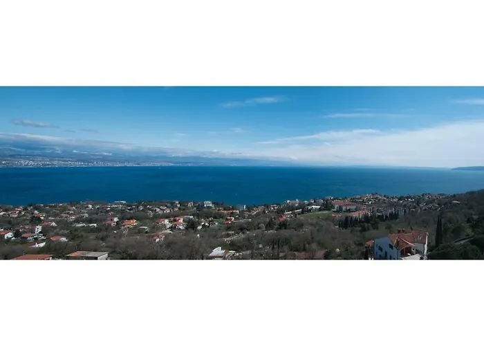 Cvita - Cozy With An Amazing View *