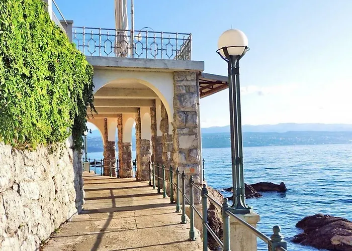 Cvita - Cozy With An Amazing View *